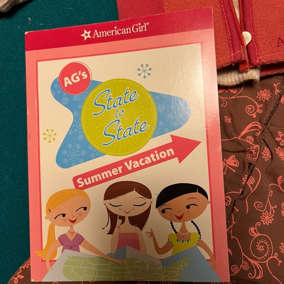 American Girl Wilderness Hiking Outfit and Book Set - Picture 4 of 4